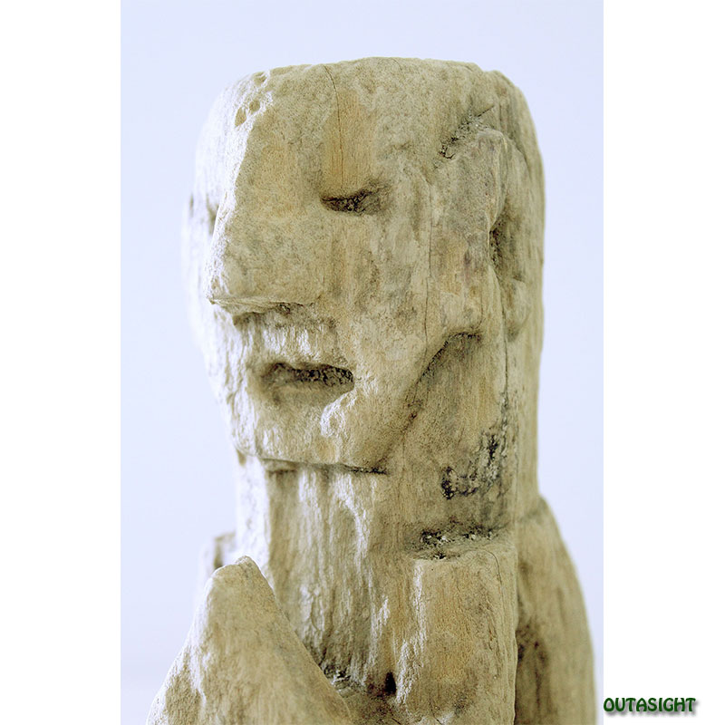 平和観音さま 作品番号 V−23 彫刻家 岩村一博 4月から