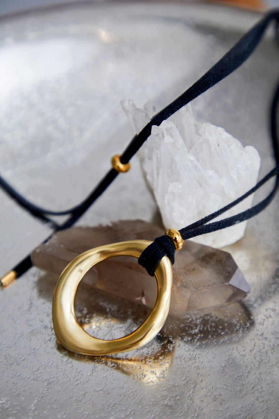 【再販】オーバルカーブコードネックレス（金属アレルギー対応）