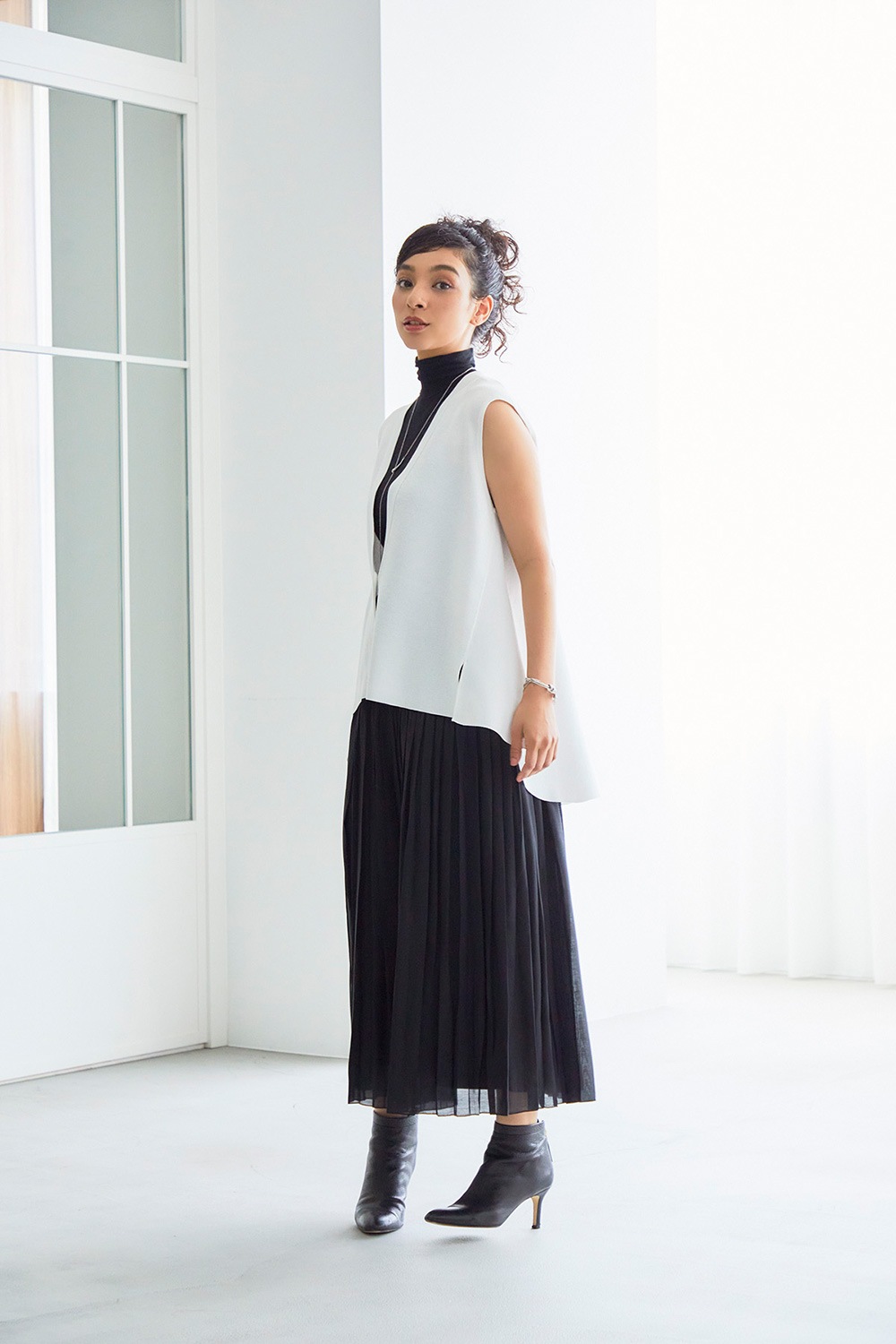 【再販】2025MS_バッグフレアニットジレ