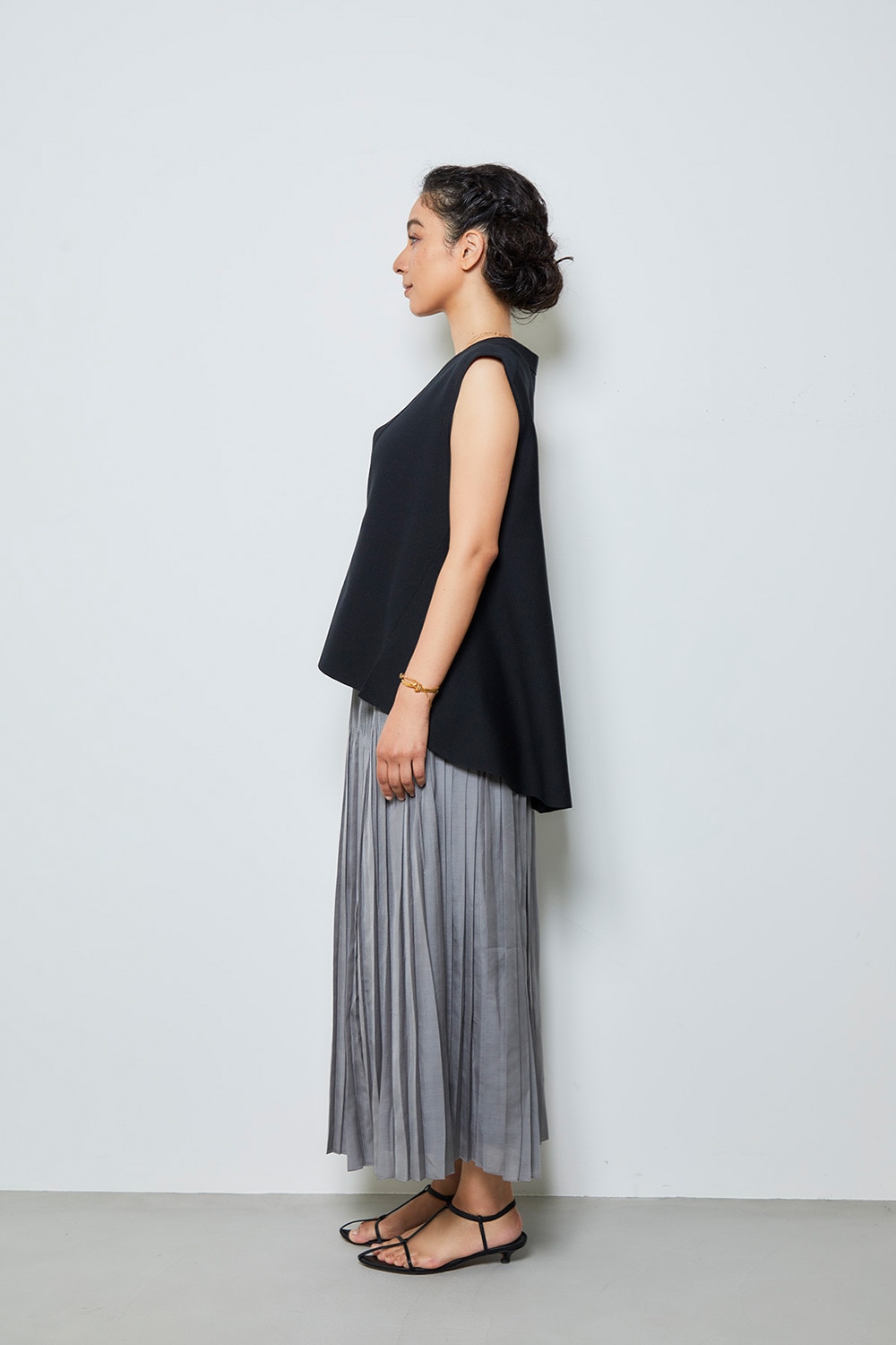 【再販】2025MS_バッグフレアニットジレ