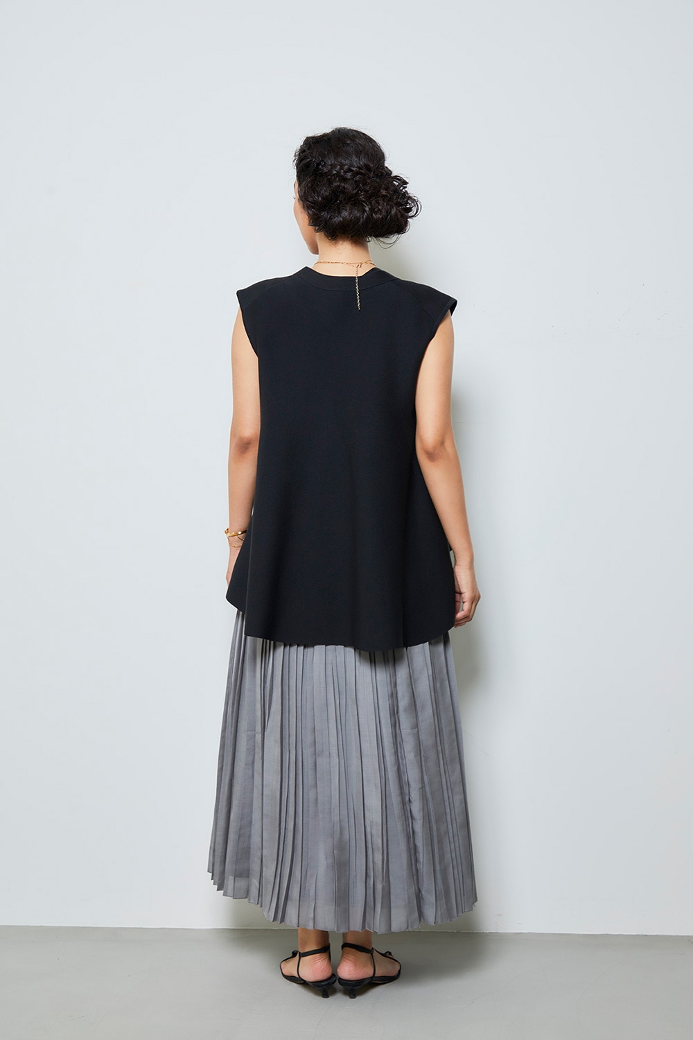 【再販】2025MS_バッグフレアニットジレ