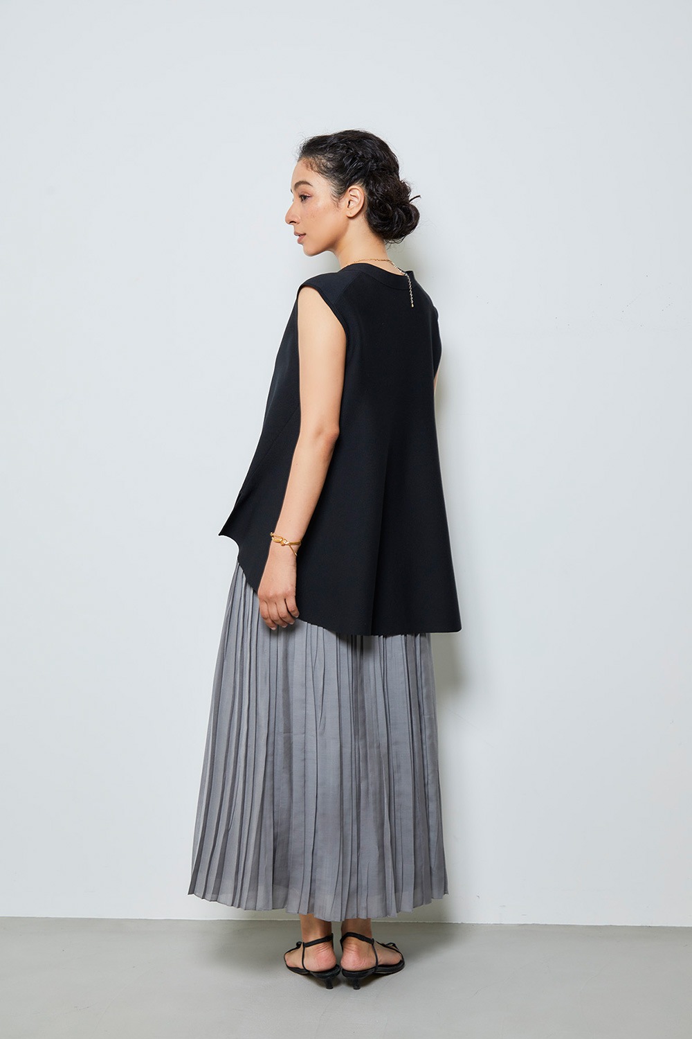 【再販】2025MS_バッグフレアニットジレ