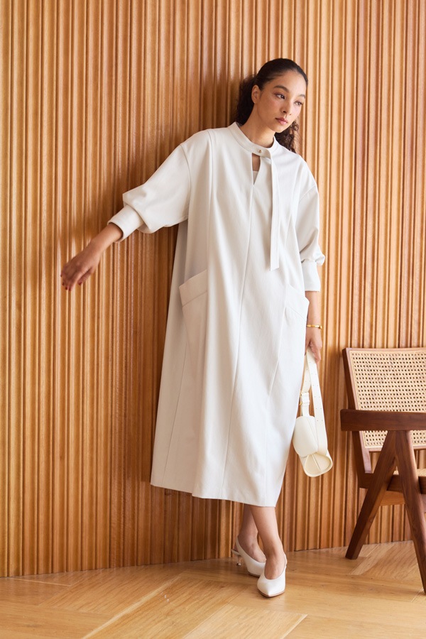 【再販】2025AW_フロントタイVネックワンピース