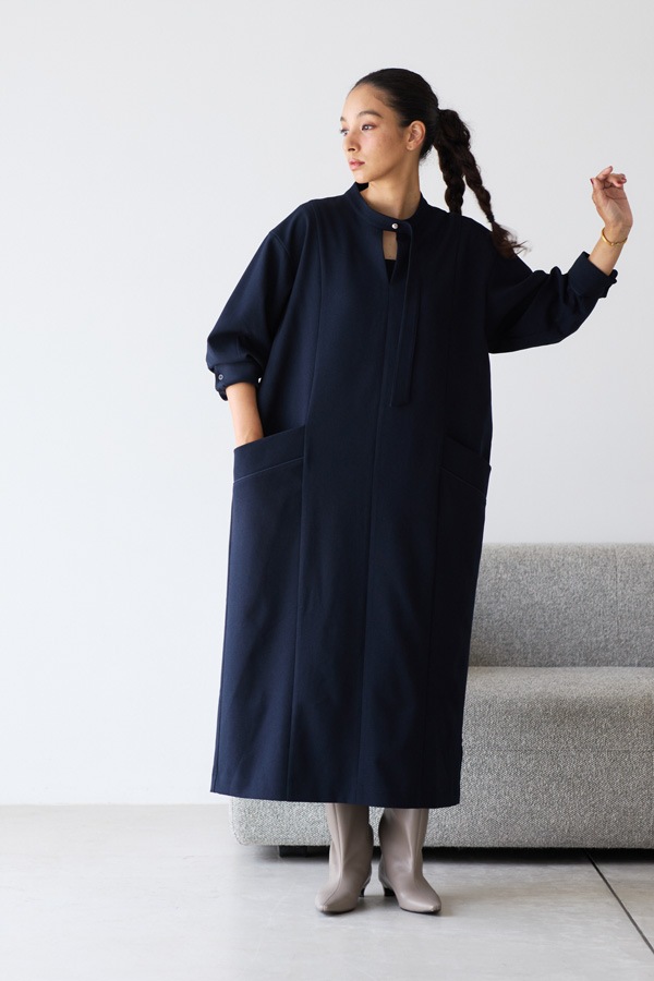 【再販】2025AW_フロントタイVネックワンピース