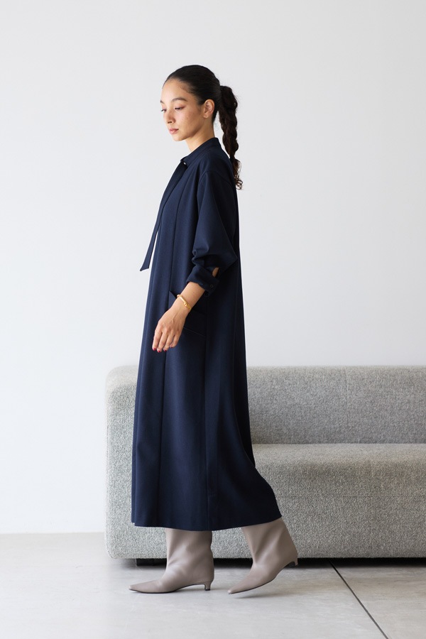 【再販】2025AW_フロントタイVネックワンピース