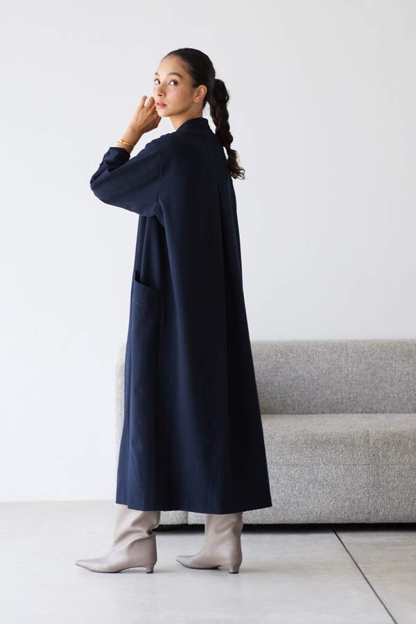 再販】2025AW_フロントタイVネックワンピース | アイテム | OWAUNO