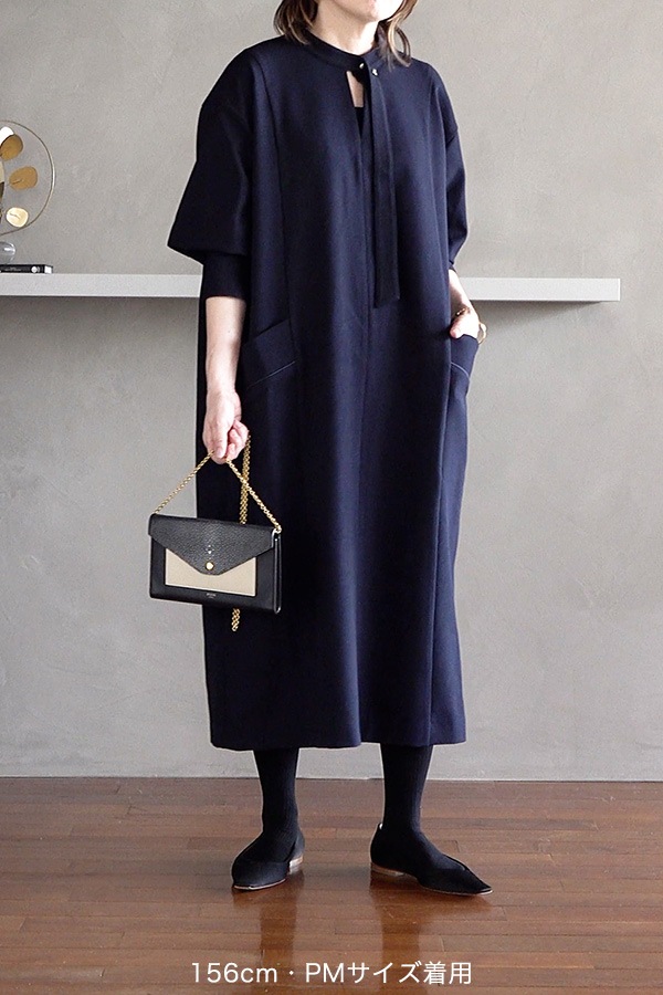 BRIEFING ネイビー ワンピース 新品 2025 再販】2025AW_フロントタイVネックワンピース（12月注文受付