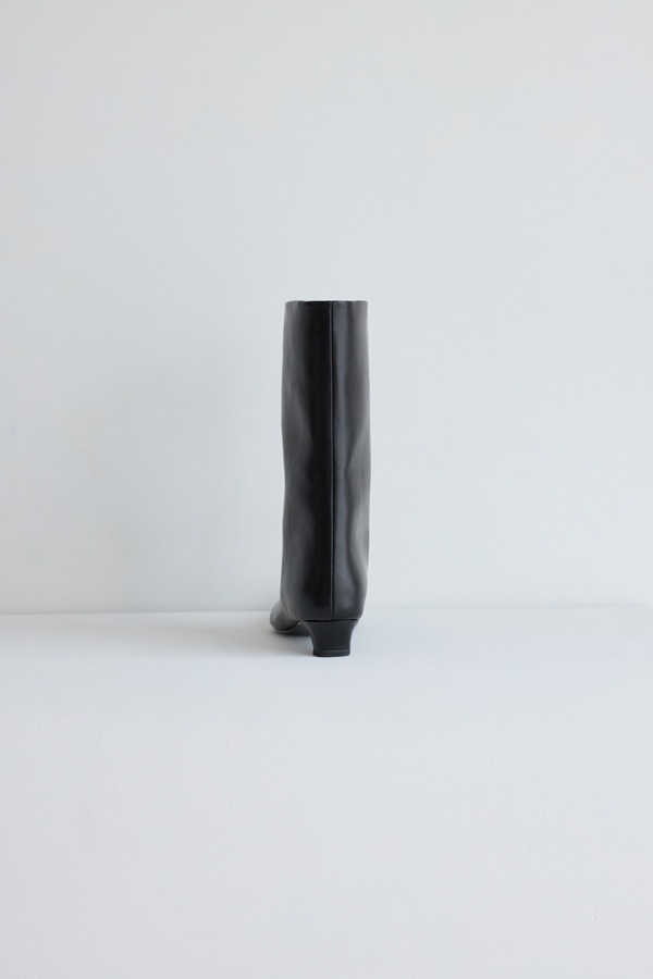 【未使用】オアーノ2025AW_ミドル丈ブーツ　グレージュ23.0 再販】2025AW_ミドル丈ブーツ | アイテム | OWAUNO