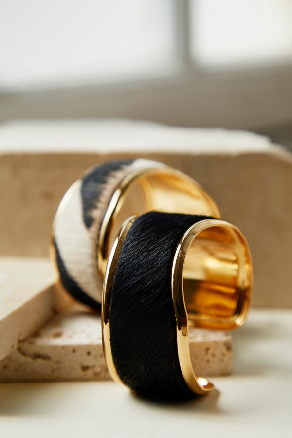 【再販】ブラックレザーバングル