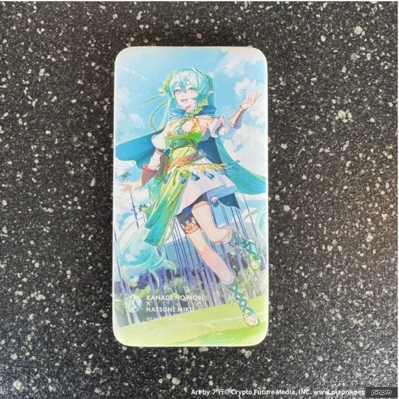 奏の森Resorts×初音ミクコラボ】モバイルバッテリー 厚さ13.3mm