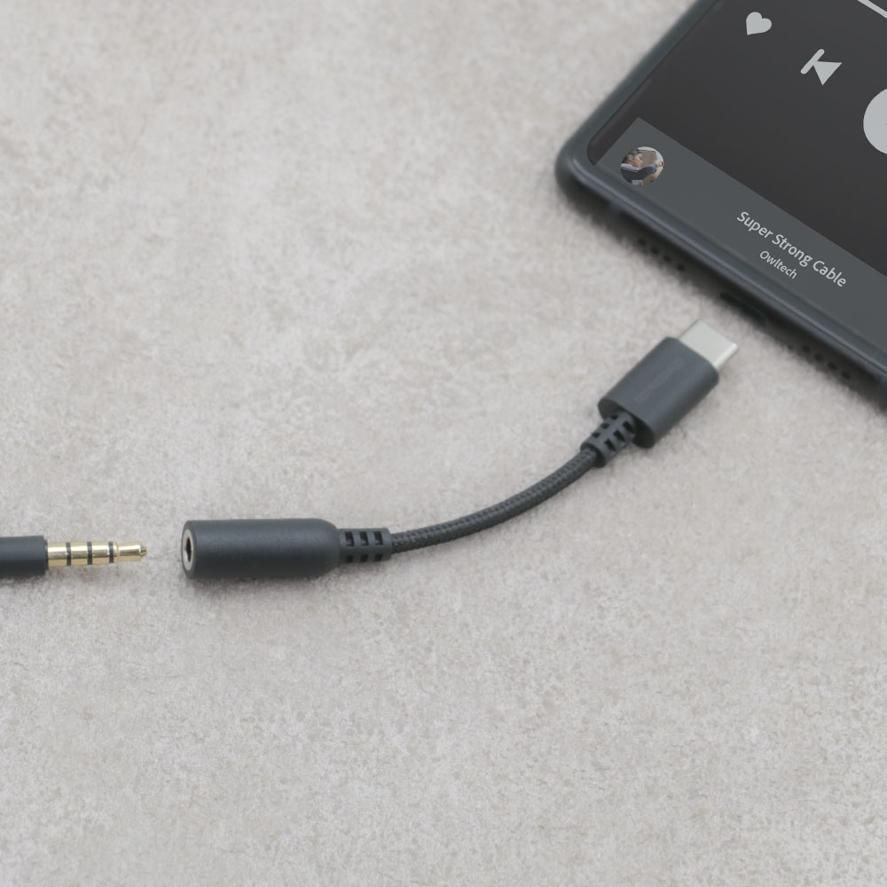 LINDY USB TypeC - 3.5mmアクティブオーディオ変換ケーブル Amazon.com: LINDY USB C to 3.5mm Audio Adapter, Sound Card