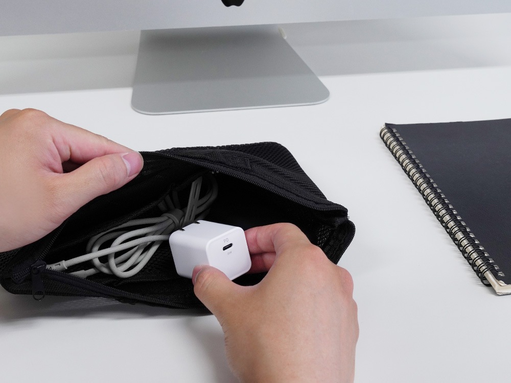 ºÇÂçPD20W½ÐÎÏ GaNºÎÍÑ USB Type-C¡ß1 AC½¼ÅÅ´ï OWL-APD20C1GB
