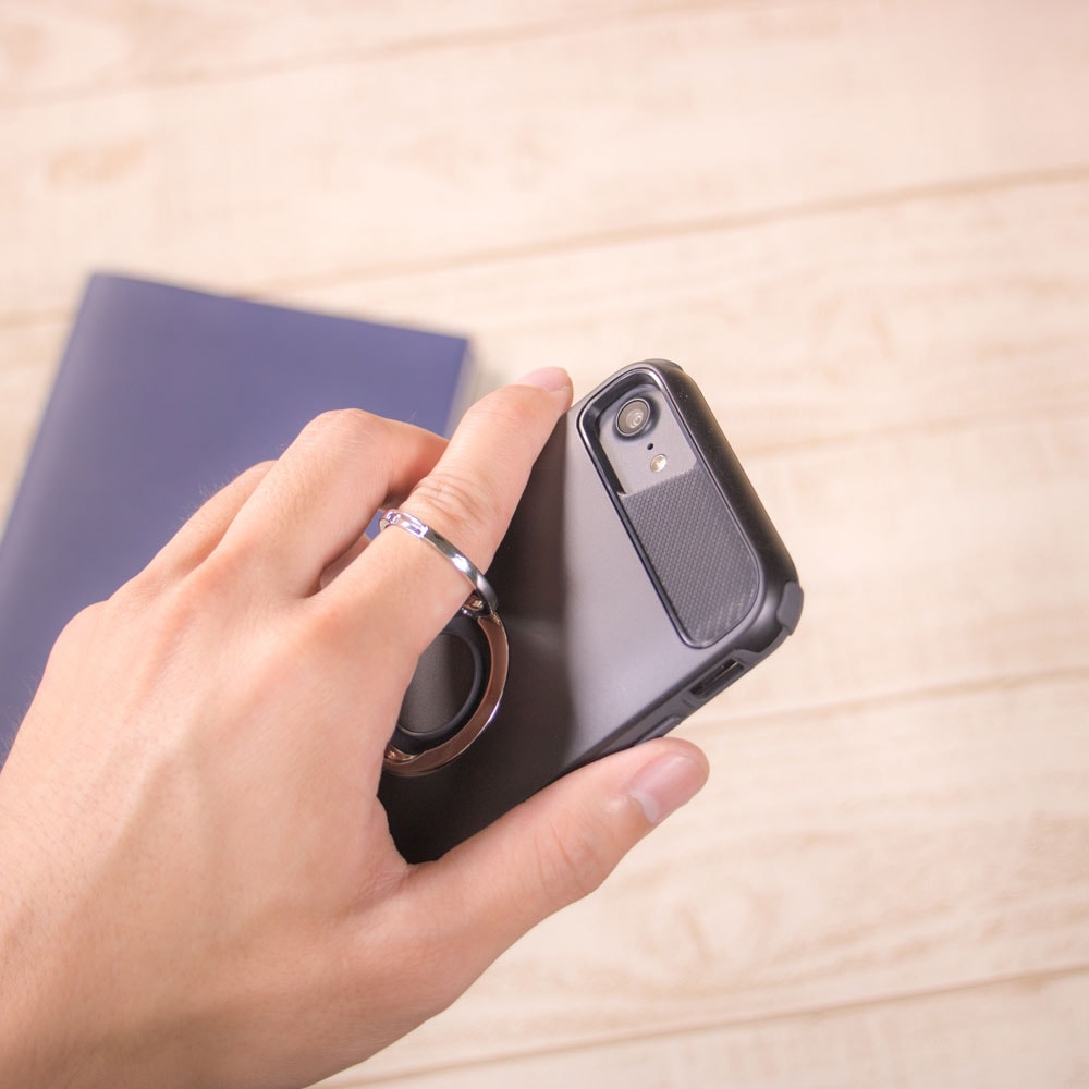収納式の落下防止リングと耐衝撃性に優れたハイブリッドケース iPhone  