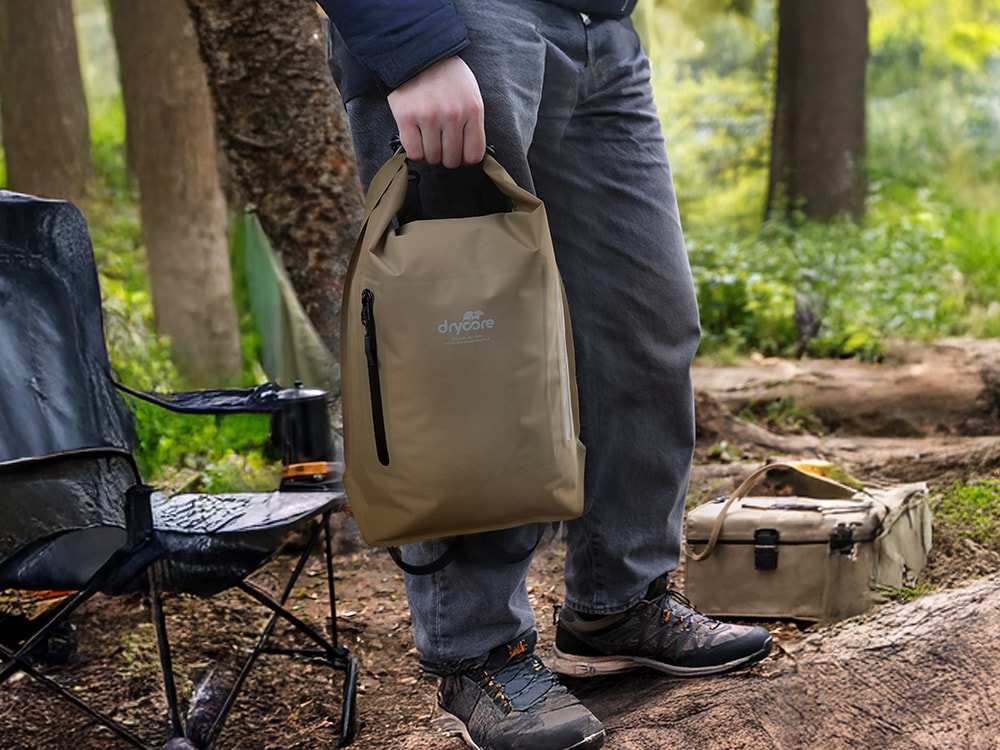 3Way�ʼ��󤲡����ݤ����ʥåץ��å��ˤǻȤ��� IPX4��� 12L �ɿ�ɥ饤�Хå� OWL-WPBAGDC01