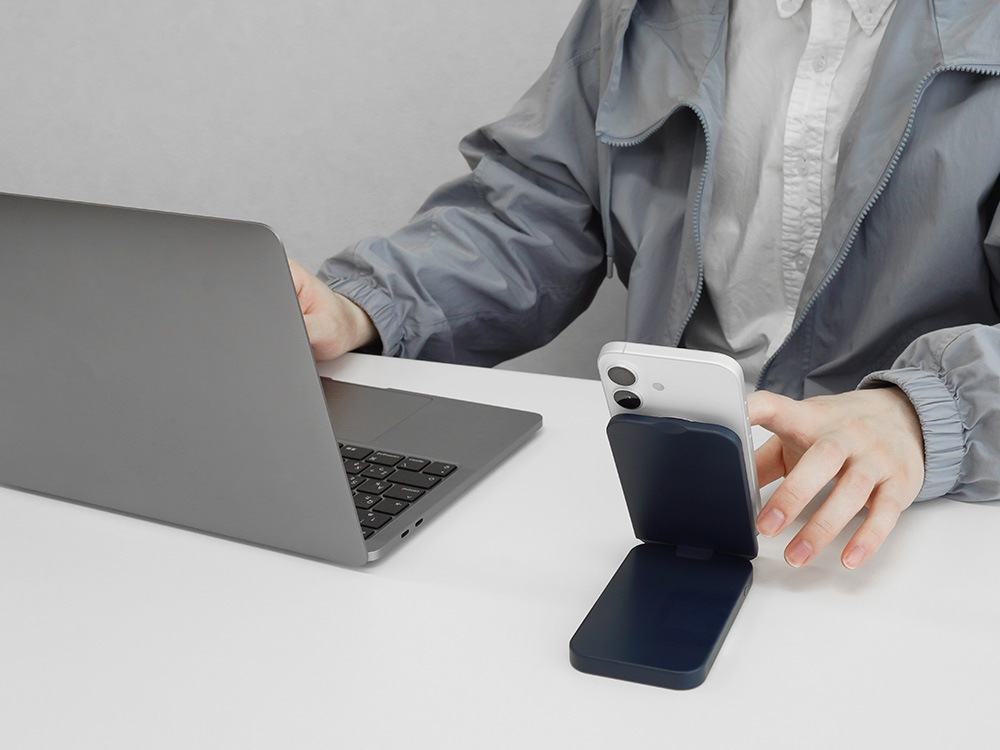 �ޤꤿ���߼����ޥۥ�����ɤˤ�ʤ� 5000mAh ����PD20W�б� USB Type-C������ �ޥ��ͥåȼ��磻��쥹�����б� ��Х���Хåƥ꡼ (OWL-LPB5020MG)