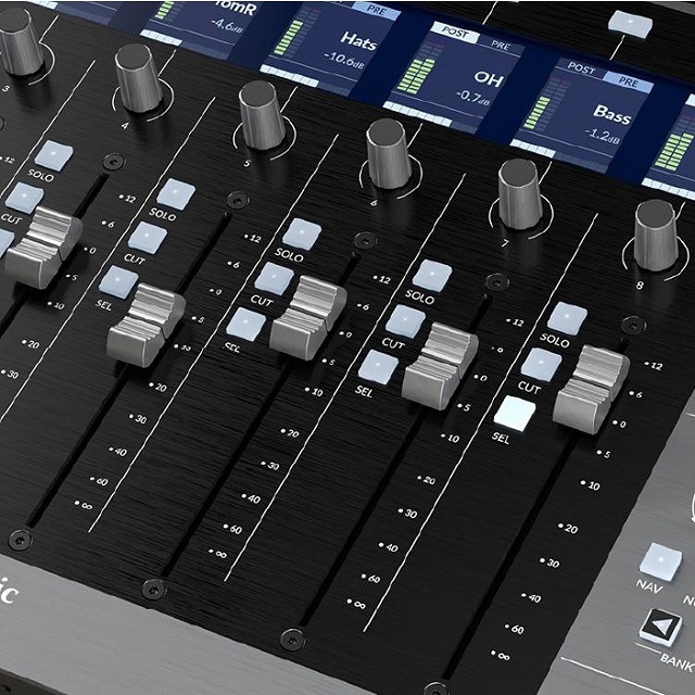 SOLID STATE LOGIC(SSL) UF8