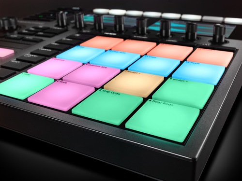 NATIVE INSTRUMENTS MASCHINE +
