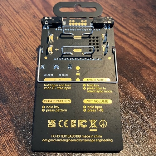 teenage engineering PO-16 factoryڥȥåò