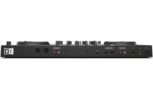 Native Instruments TRAKTOR KONTROL S4 MK3 FLIGHTCASE