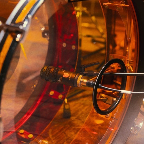 LAUTEN AUDIO KICK MIC