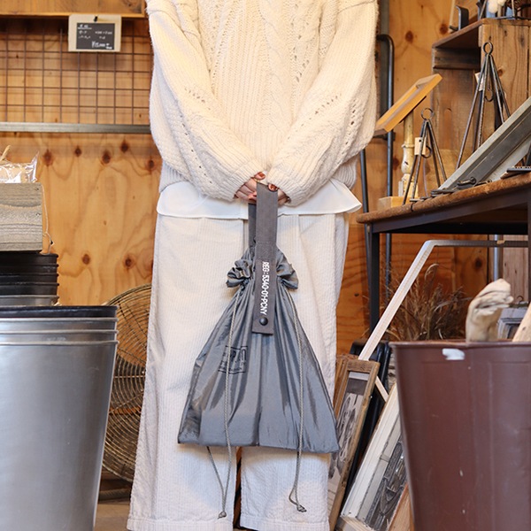 POST GENERAL(ポストジェネラル) パッカブル パラシュートナイロン