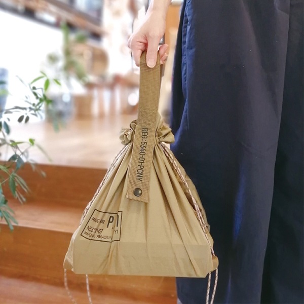 POST GENERAL(ポストジェネラル) パッカブル パラシュートナイロン