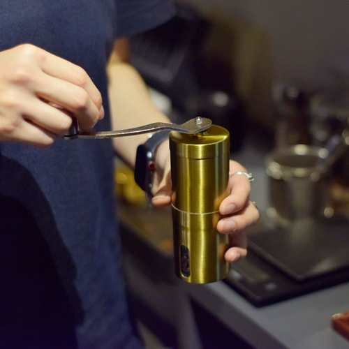 20%OFF】HIGH MOUNT(ハイマウント) コーヒーミル ゴールドカラー 3