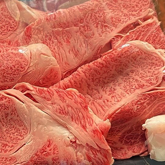 《京都》【京の肉】京都府産黒毛和牛－上霜降り牛500g（すき焼き・しゃぶしゃぶ用）