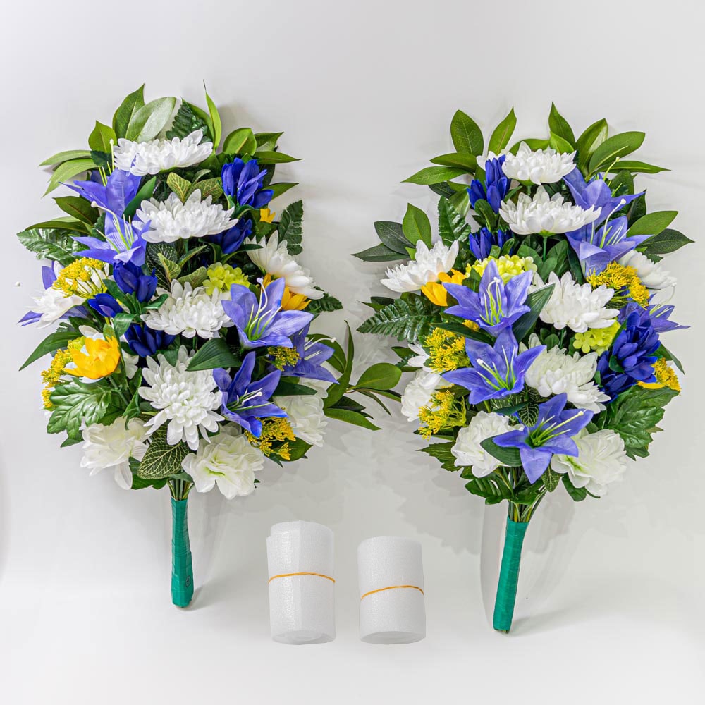 菊 リンドウ ユリ しきみ(樒)付き造花 2束】固定具付き 造花 仏花 お墓 