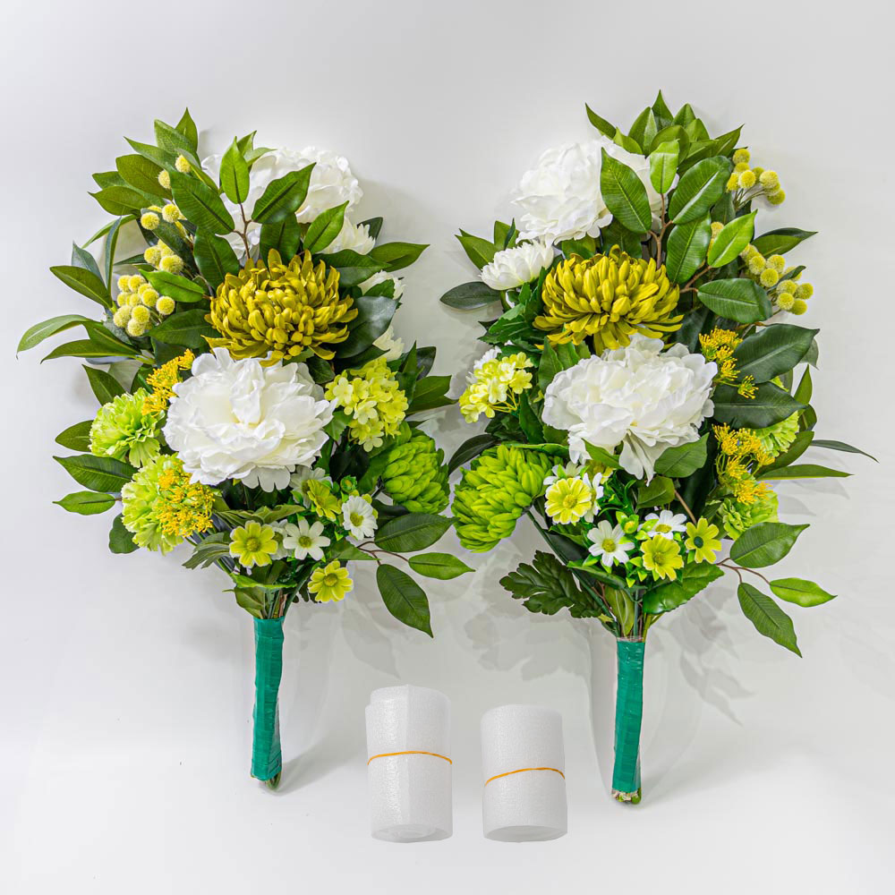 牡丹 菊 カーネーション しきみ(樒)付き造花 2束】固定具付き