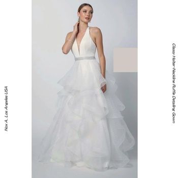 WHTプリンセスドレス Aラインレイヤードドレス ホワイト レイヤードスカート  演奏会ドレス ホルターネック ピアノ演奏 コンクール 高身長用ドレス プロムドレス 発表会ドレス