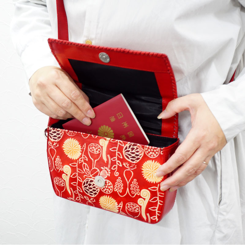 ӳ եåץХå ܥ˥֡