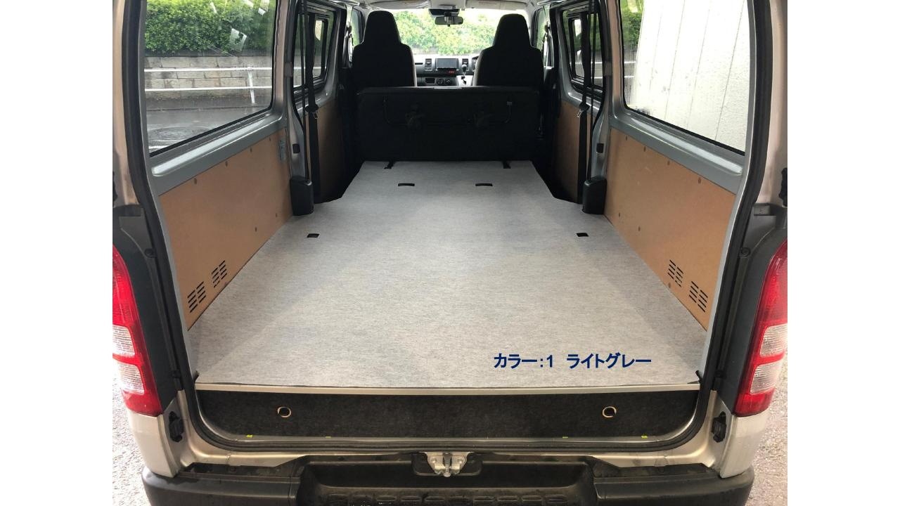 ハイエース荷台保護用パンチカーペット ジャストロータイプ｜看板資材