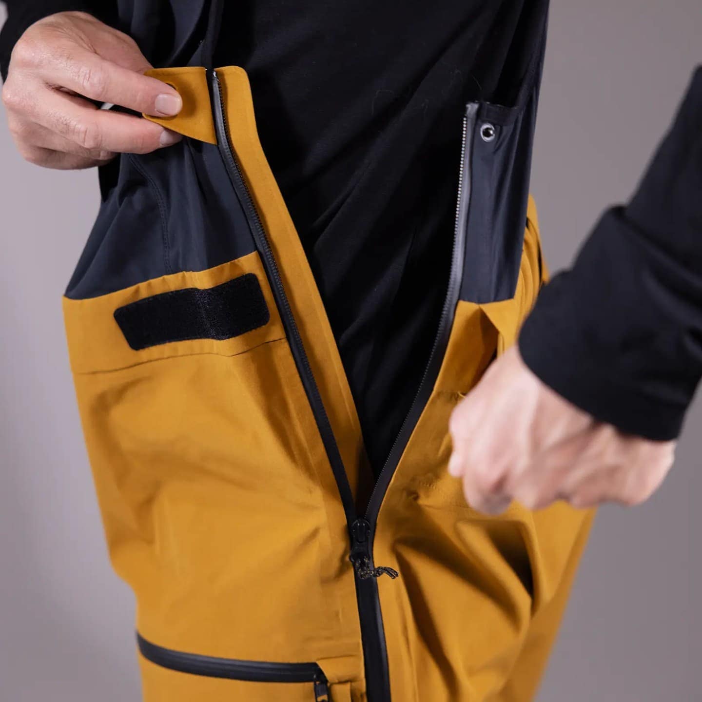 スキーウエア ジョーンズ JONES シュラルピニスト ストレッチ リサイクルド ビブズ Shralpinist Stretch Recycled Bibs [69124304] メンズ【ポイント5倍】