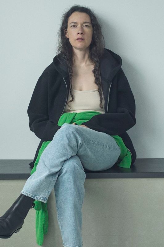 BB HOODIE