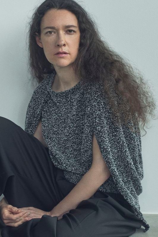 HOPPING CAPE PULLOVER