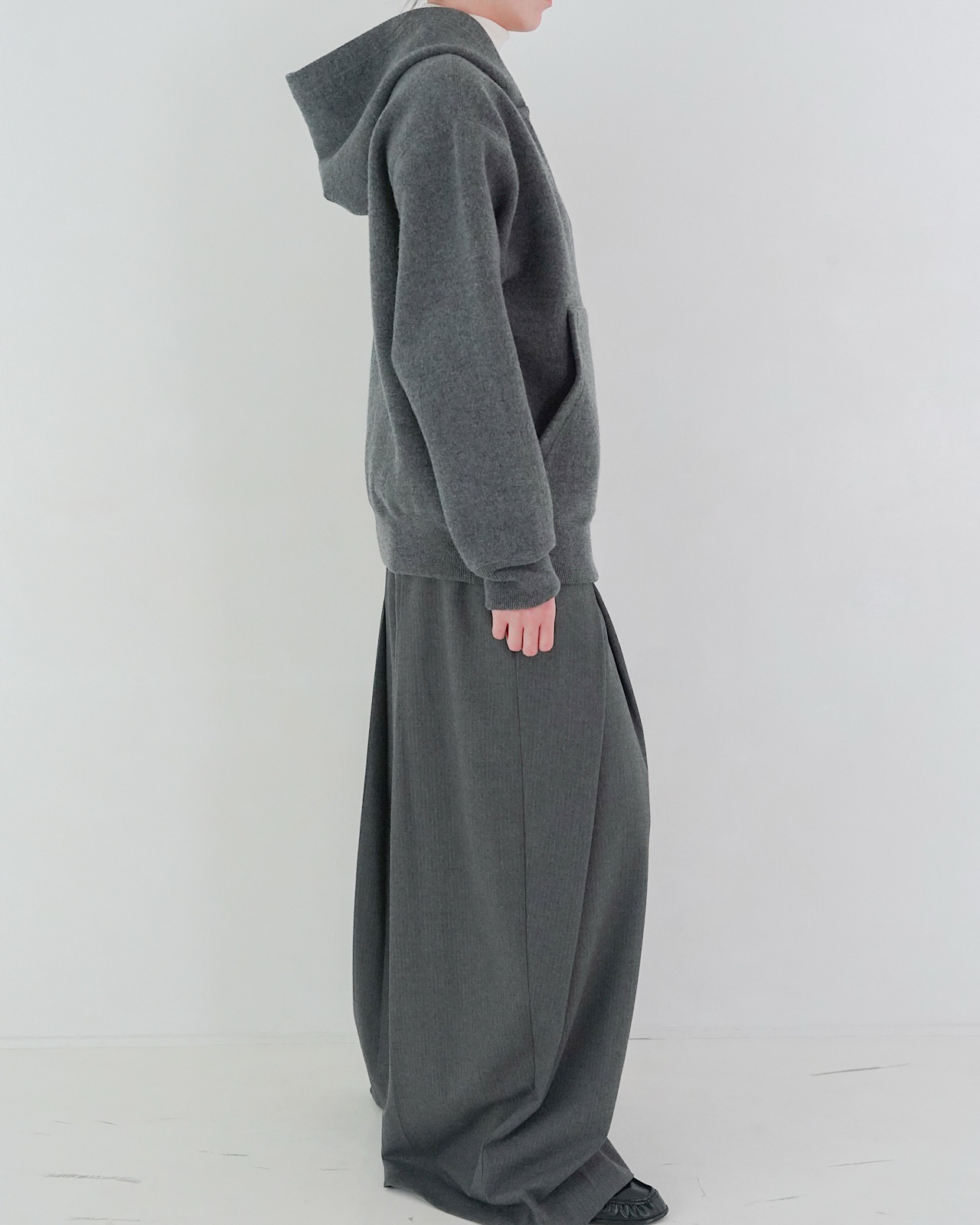 BB HOODIE