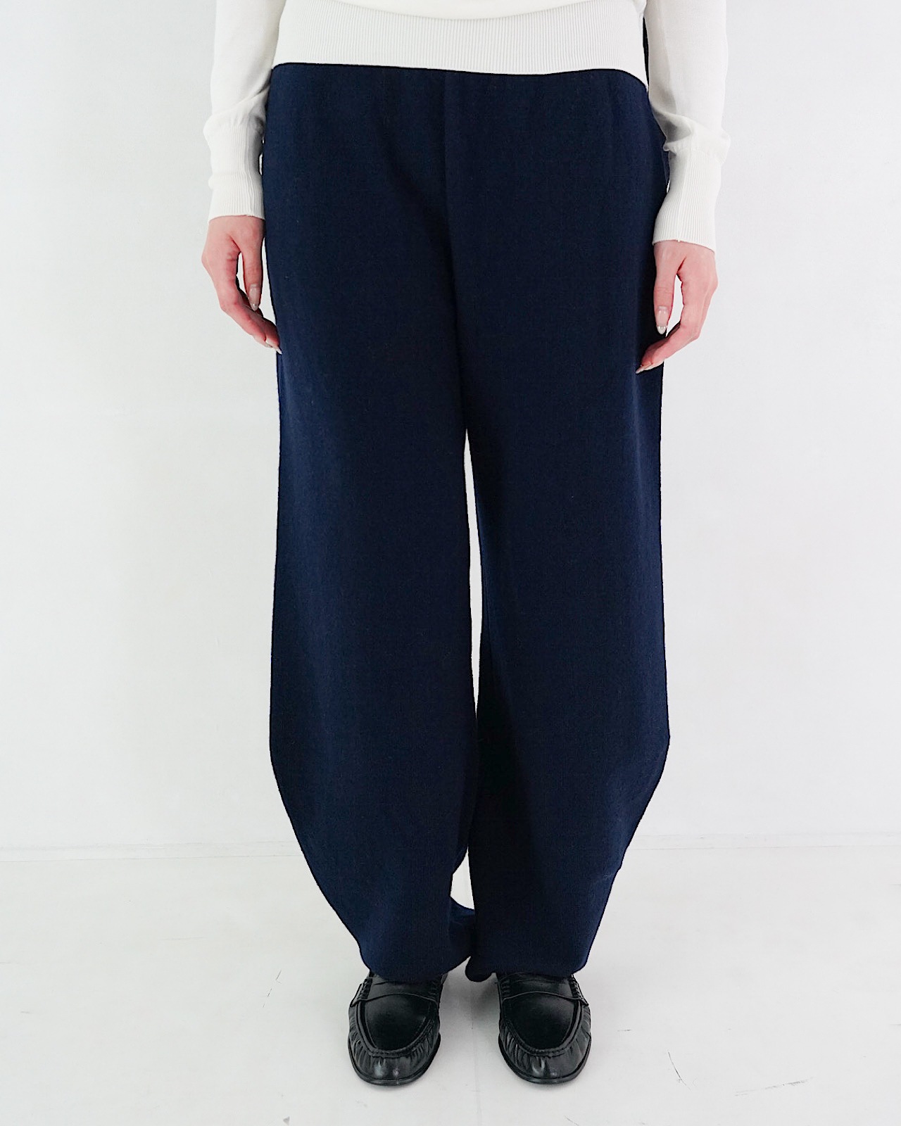 WOOL CURVE PANTS