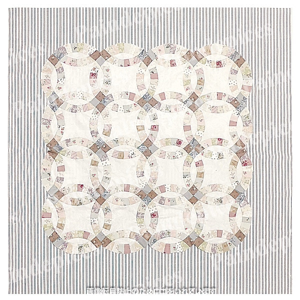 パッチワークダブルウェディングのタペストリー約125cm×125cm パッチワークタペストリー ダブルウエディングリング - メルカリ