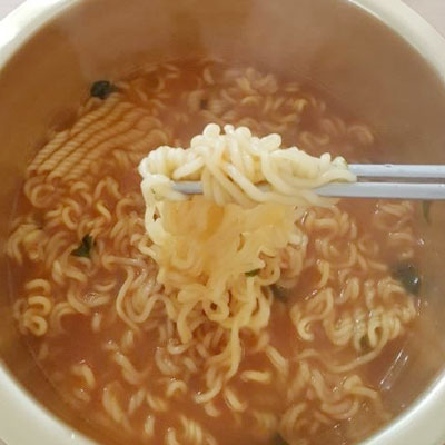 ���� �¾����ͥ顼��� 125g��1��<br>NONG SHIM ���󥽥󥿥��� �ڹ�顼��� ���󥹥���ȥ顼��� �ڹ���<br>���ޤ��䤫�ʿɤ������ޤ�ʤ�����