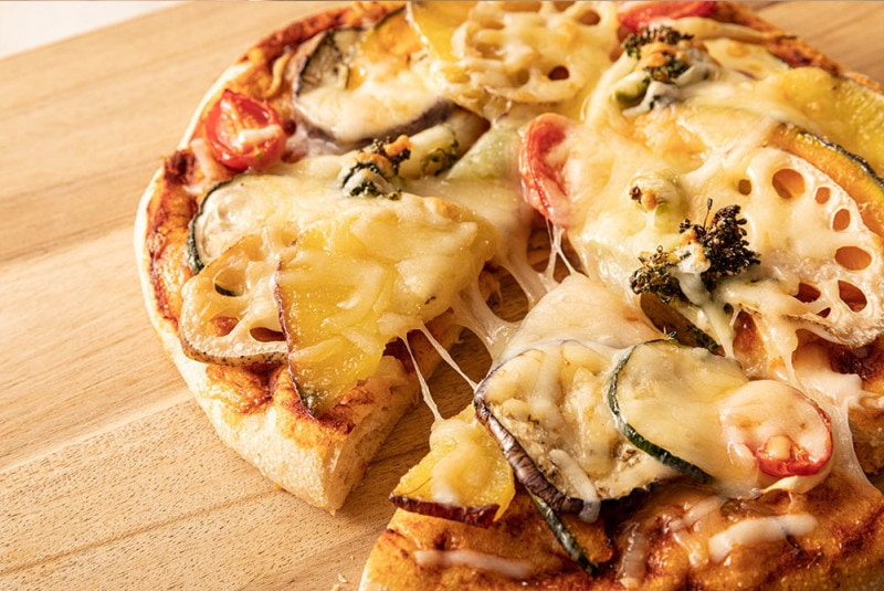 季節のお野菜のピザ