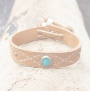 HTC ̎Î ֥쥹å  Suede Leather Turquoise&Round Studs Bracelet / Camel