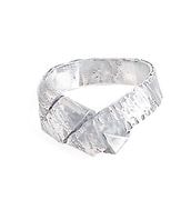 CHAFF DESIGN Shell pattern ribbon Ring