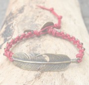 M.Cohen 〔エムコーエン〕 ブレスレット B370 Knotted And Brass Feather /Red|【M.Cohen】 