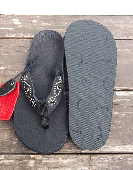 新品 HTC× SLIPPER スタッズ サンダル 黒 US7 ☆極美品 アイランドスリッパ × HTC 別注 スタッズ レザー
