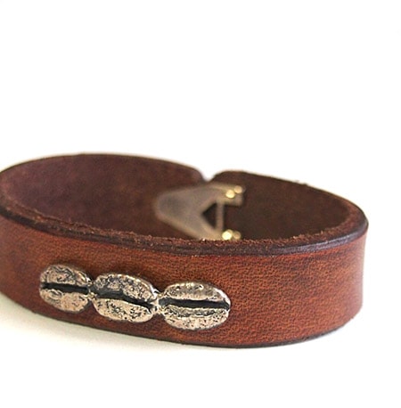 CHAFF DESIGN�̥���ա��ǥ������Leather On Coffee Beans Bracelet