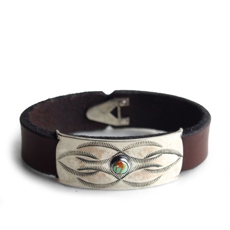 CHAFF DESIGN�̥���ա��ǥ������Leather Plate On Turquoise Bracelet ��