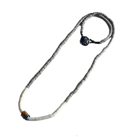 CHAFF DESIGN�̥���ա��ǥ������Grey Shell On Silver & Gold Ring Necklace