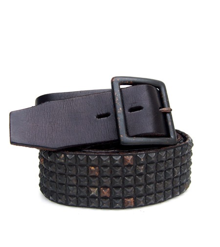 HTC ̎Î ٥ 4 Pyramid Studs Belt / Black