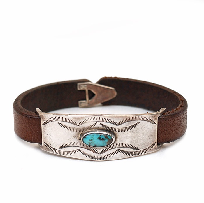 CHAFF DESIGN̥աǥLeather  On Turquoise Bracelet